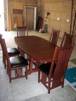 Amish Made Canted Mission Table with Leather Seat Chairs