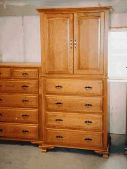 Amish Custom Made Oak Raised Panel Armoire