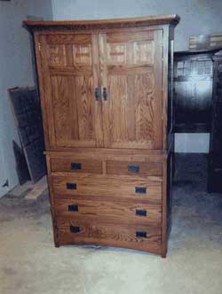 Amish Custom Made Oak Mission Armoire