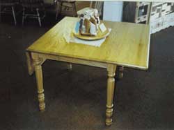 Amish Custom Made Oak Drop Leaf Farmhouse Table