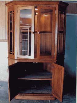 Amish Custom Made Oak Corner Hutch with Wings